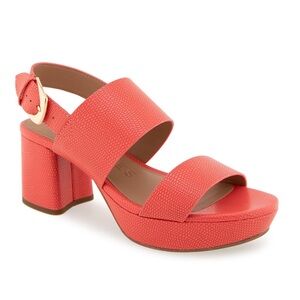 NWT Aerosoles Women's Camilia Round Toe Platform Sandals Coral Lizard Embossed